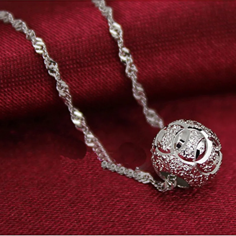 1PCS lucky 10MM Ball Suspension Charms For Jewelry Silver Plating Women's Pendant With 45CM Necklace Accessories For Jewelry
1PCS lucky 10MM Ball Suspension Charms For Jewelry Silver Plating Women's Pendant With 45CM Necklace Accessories For Jewelry