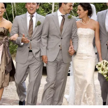 2018 slim fit grey groom mens suits dress notch lapel wedding men suit light gray man married Prom Dress masculino (coat+pants)
2018 slim fit grey groom mens suits dress notch lapel wedding men suit light gray man married Prom Dress masculino (coat+pants)