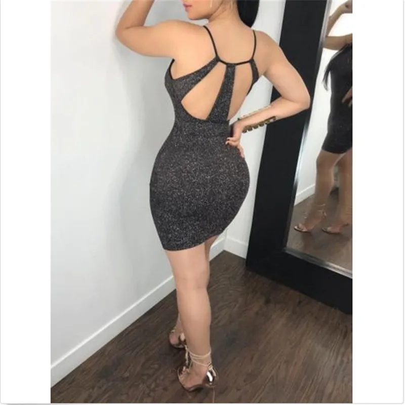 Women Bandage Dress Vintage Shinny Sequin Sexy Ladies Black Dress 2019 Fashion Bodycon Mini Dress Evening Party Dress Clothes
Women Bandage Dress Vintage Shinny Sequin Sexy Ladies Black Dress 2019 Fashion Bodycon Mini Dress Evening Party Dress Clothes