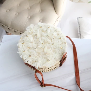 Handmade Flower diamond Crossbody Bag small Round Beach Bag Girls Circle Rattan straw bag Small Bohemian Shoulder bag 2019 NEW
Handmade Flower diamond Crossbody Bag small Round Beach Bag Girls Circle Rattan straw bag Small Bohemian Shoulder bag 2019 NEW