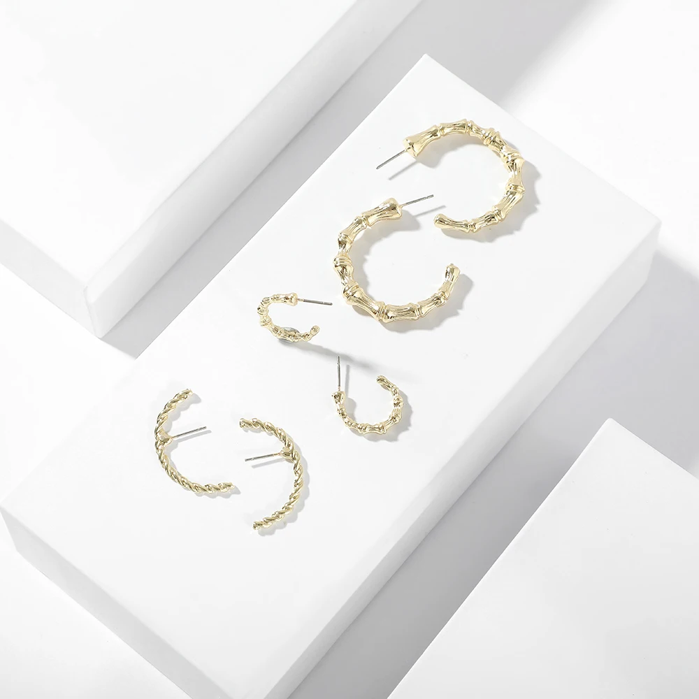 2019 New Trendy Gold Color Alloy Semicircle Stud Earring Punk Geometric Statement Twist Earring for Women Girs Gift Brincos
2019 New Trendy Gold Color Alloy Semicircle Stud Earring Punk Geometric Statement Twist Earring for Women Girs Gift Brincos