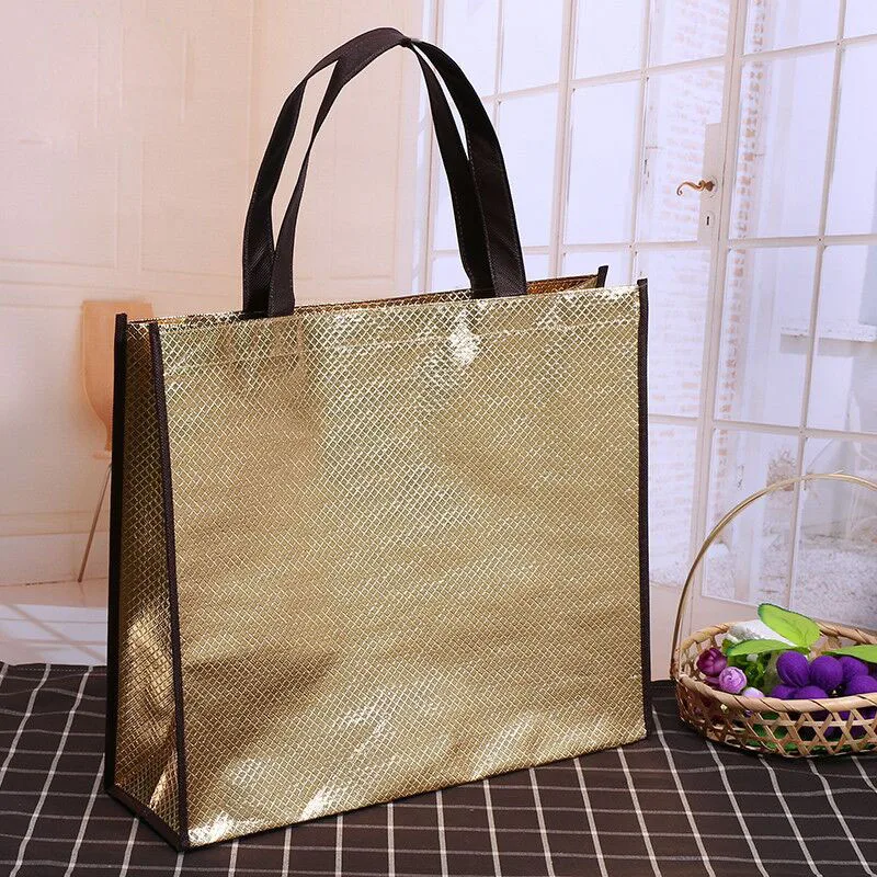 500pcs/lot H34xW40xD12cm custom size with logo printed PP reusable shiny lamination non woven shopping bags for clothes/shoes
500pcs/lot H34xW40xD12cm custom size with logo printed PP reusable shiny lamination non woven shopping bags for clothes/shoes