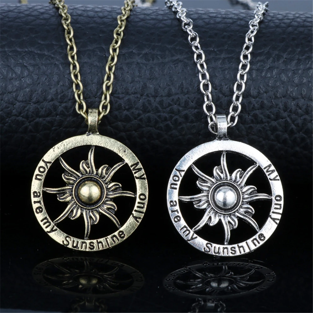 Fashion You Are My Sunshine Letters Vintage sunflower Necklace Pendant Sweater Chain Choker Necklace For Women Men Gifts jewelry
Fashion You Are My Sunshine Letters Vintage sunflower Necklace Pendant Sweater Chain Choker Necklace For Women Men Gifts jewelry