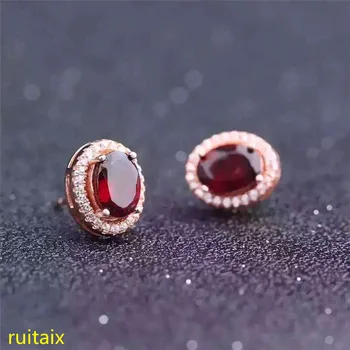 KJJEAXCMY fine jewelry 925 Pure silver inlaid with natural elliptic garnet female ear nail jewelry. 
KJJEAXCMY fine jewelry 925 Pure silver inlaid with natural elliptic garnet female ear nail jewelry.