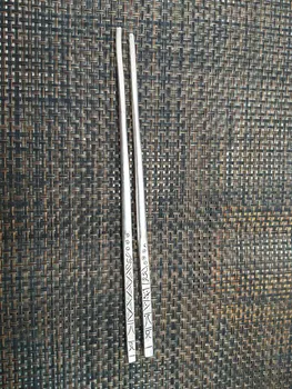 A pair of chopsticks Zuyin silver chopsticks "laser" square silver chopsticks collection
A pair of chopsticks Zuyin silver chopsticks "laser" square silver chopsticks collection