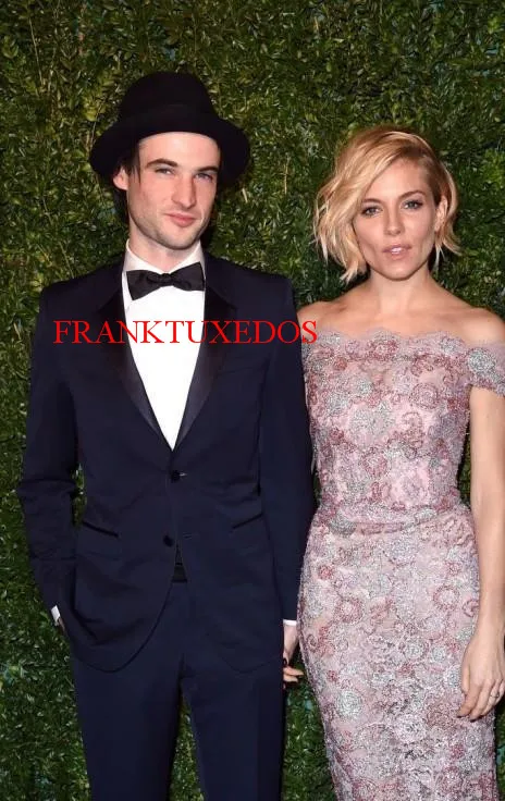 New arrival Costomize Made Two Button Tuxedos Satin Collar Men Wedding Tuxedos Dinner Prom Men Suits(Jacket+Pants+Tie)
New arrival Costomize Made Two Button Tuxedos Satin Collar Men Wedding Tuxedos Dinner Prom Men Suits(Jacket+Pants+Tie)