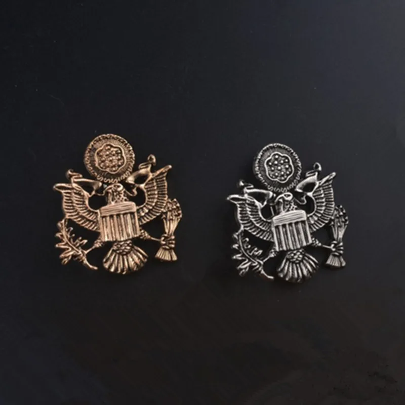2017the Newcharacter Design In Europe And America Medal Of Freedom Brooch Brooch Fashion Men Suits Selling Pin Badge
2017the Newcharacter Design In Europe And America Medal Of Freedom Brooch Brooch Fashion Men Suits Selling Pin Badge