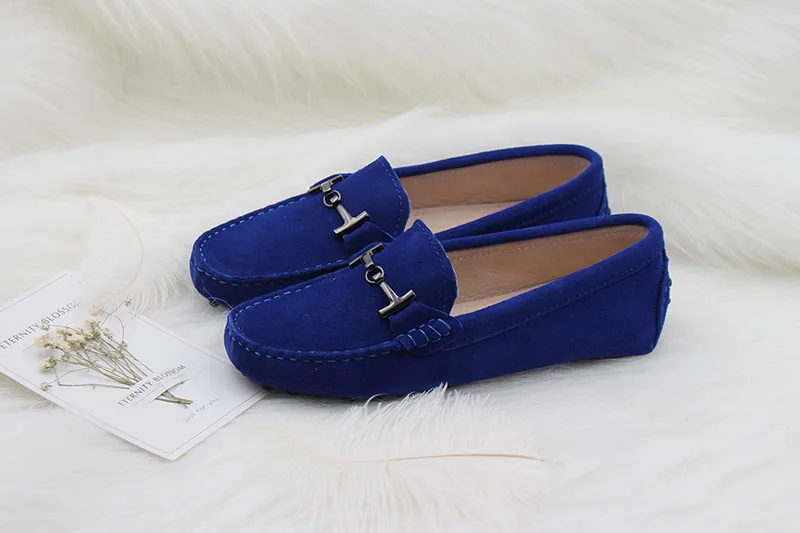 The latest women's shoes in Europe in 2019, real sheepskin, natural wool, bean shoes
The latest women's shoes in Europe in 2019, real sheepskin, natural wool, bean shoes
