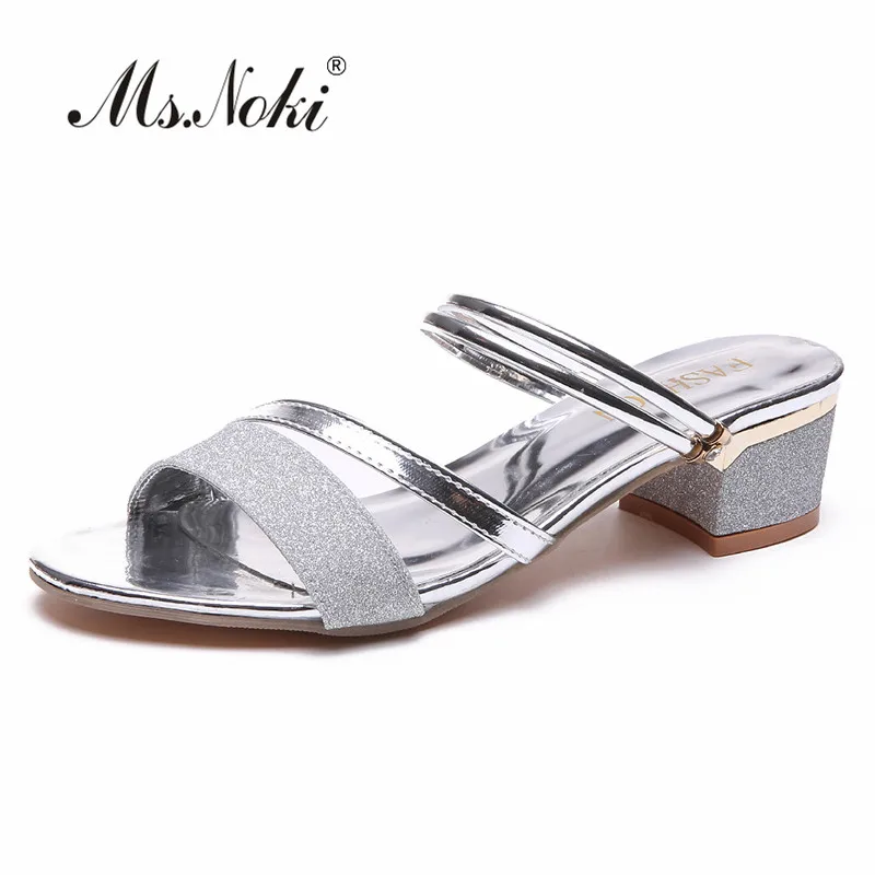 FASHION silver colors women sandals sqiare heel 4 cm classics ladies shoes Retro platforms lager size 35-43 female casual sandal
FASHION silver colors women sandals sqiare heel 4 cm classics ladies shoes Retro platforms lager size 35-43 female casual sandal