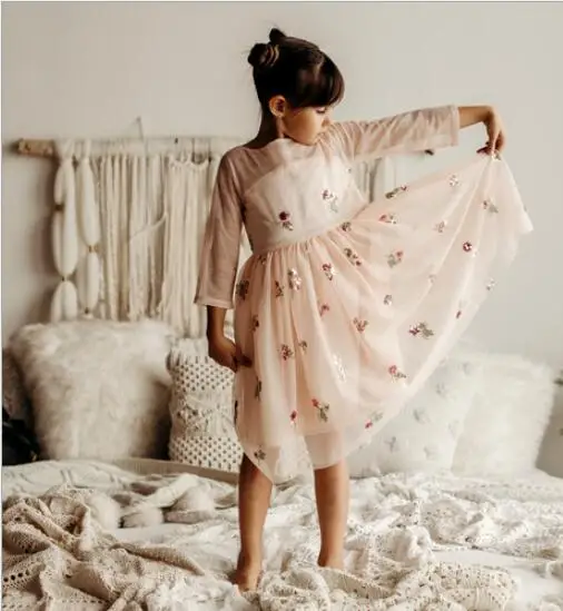 2019 Baby Girls Teenage Sequined Embroidery Spring Dresses, Princess Children Boutique Dress 8 pcs/lot, Wholesale
2019 Baby Girls Teenage Sequined Embroidery Spring Dresses, Princess Children Boutique Dress 8 pcs/lot, Wholesale