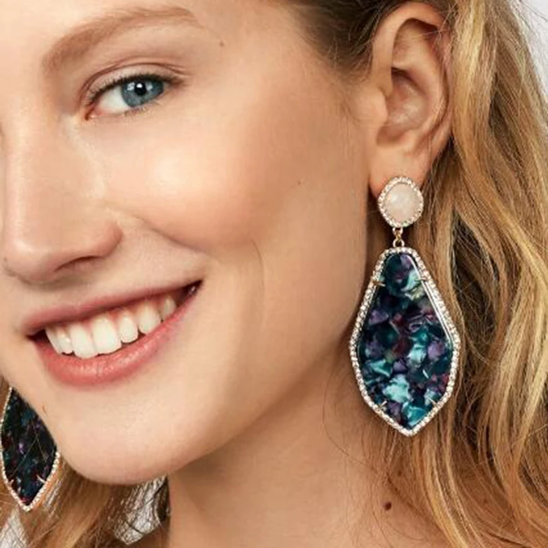 Vedawas Fashion Careful Resin Drop Earrings Luxury Crystal Surround Earrings for Women Jewelry Trend Female Pendientes xg1313
Vedawas Fashion Careful Resin Drop Earrings Luxury Crystal Surround Earrings for Women Jewelry Trend Female Pendientes xg1313