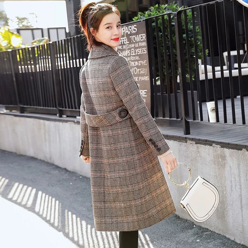 Hot 2018 New Autumn Plaid Coat Long Winter Wool Coat For Women Turn-down Collar Double Breasted Slim Woolen Overcoat Wool Blend
Hot 2018 New Autumn Plaid Coat Long Winter Wool Coat For Women Turn-down Collar Double Breasted Slim Woolen Overcoat Wool Blend