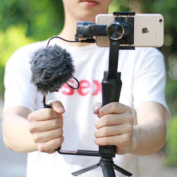 Boya BY-MM1 Microphone Tripod LED Light for DJI OSMO Mobile 3 Isteady Smooth 4 MINI S MINI MI Vilta M pro Gimbal
Boya BY-MM1 Microphone Tripod LED Light for DJI OSMO Mobile 3 Isteady Smooth 4 MINI S MINI MI Vilta M pro Gimbal