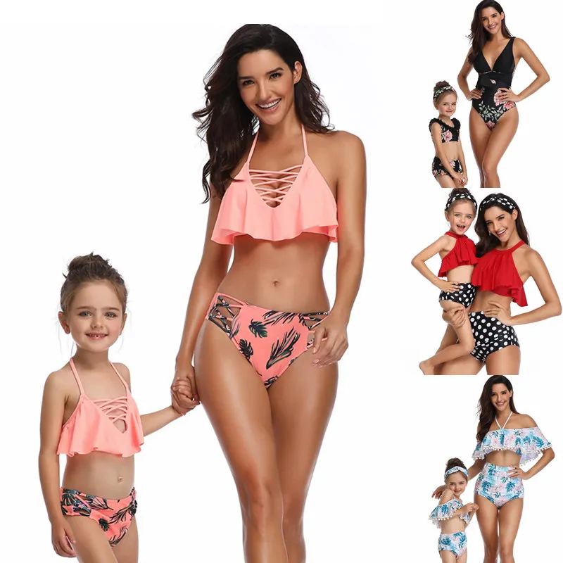 Mother Daughter Split Swimsuit Bikini Set Family Look Match Clothing Beach Suit Swimwear Ruffle Tops Polka Dots G-string Outfits
Mother Daughter Split Swimsuit Bikini Set Family Look Match Clothing Beach Suit Swimwear Ruffle Tops Polka Dots G-string Outfits