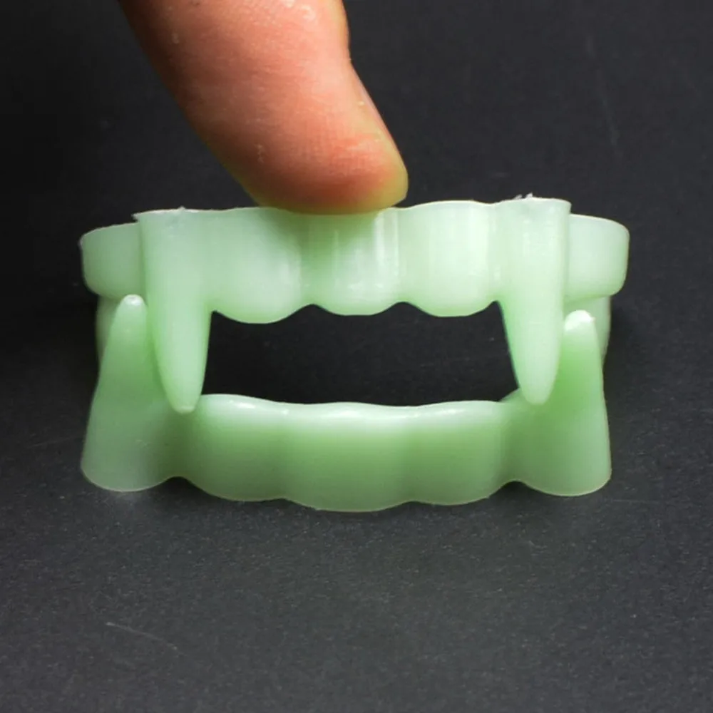 2Pcs Plastic Light green Devil Tooth Fangs Halloween Decorative Vampire Luminous Dentures 2019 Dropping Support 5.16
2Pcs Plastic Light green Devil Tooth Fangs Halloween Decorative Vampire Luminous Dentures 2019 Dropping Support 5.16