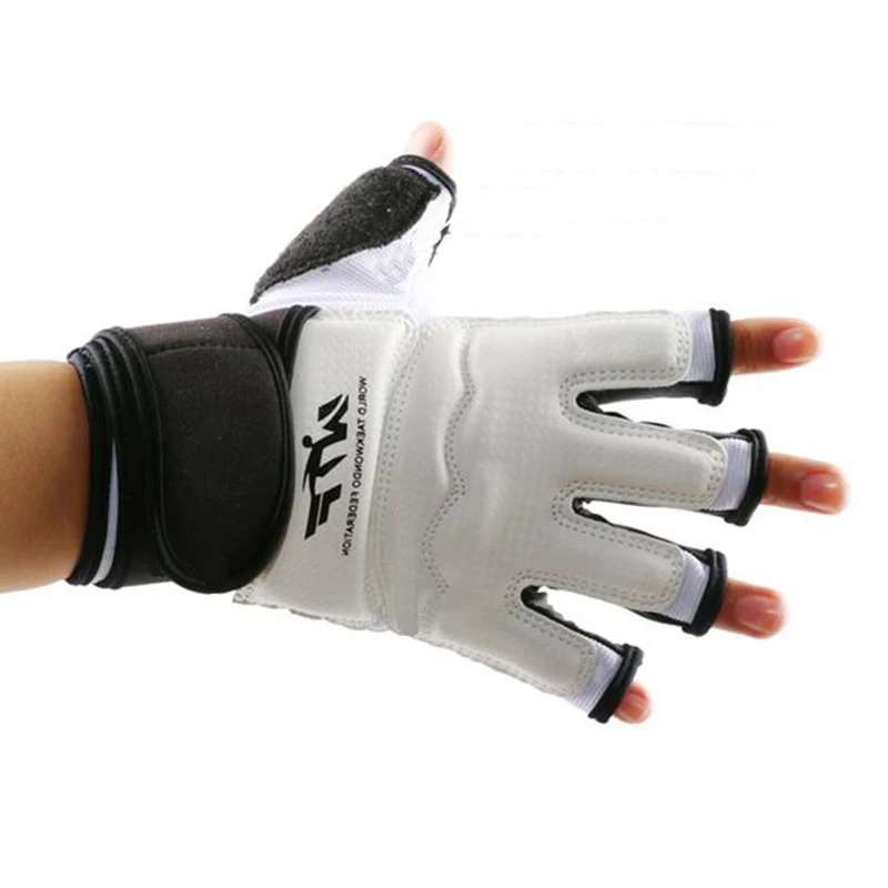 Full Set Of taekwondo protector Kung Fu Sport Taekwondo Gloves Foot Ankle Protector Support Wushu Kickboxing boot WTF approved
Full Set Of taekwondo protector Kung Fu Sport Taekwondo Gloves Foot Ankle Protector Support Wushu Kickboxing boot WTF approved