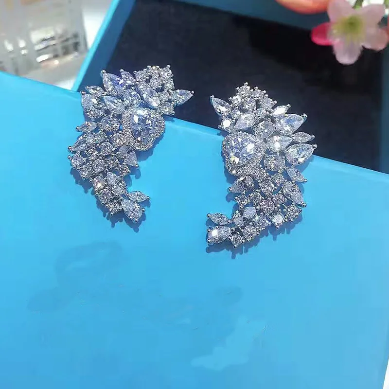 YAN MEI AAA Cubic Zirconia Flower Stud Earrings For Women Plant Shape Earring Weeding Gift GLE6250Y
YAN MEI AAA Cubic Zirconia Flower Stud Earrings For Women Plant Shape Earring Weeding Gift GLE6250Y