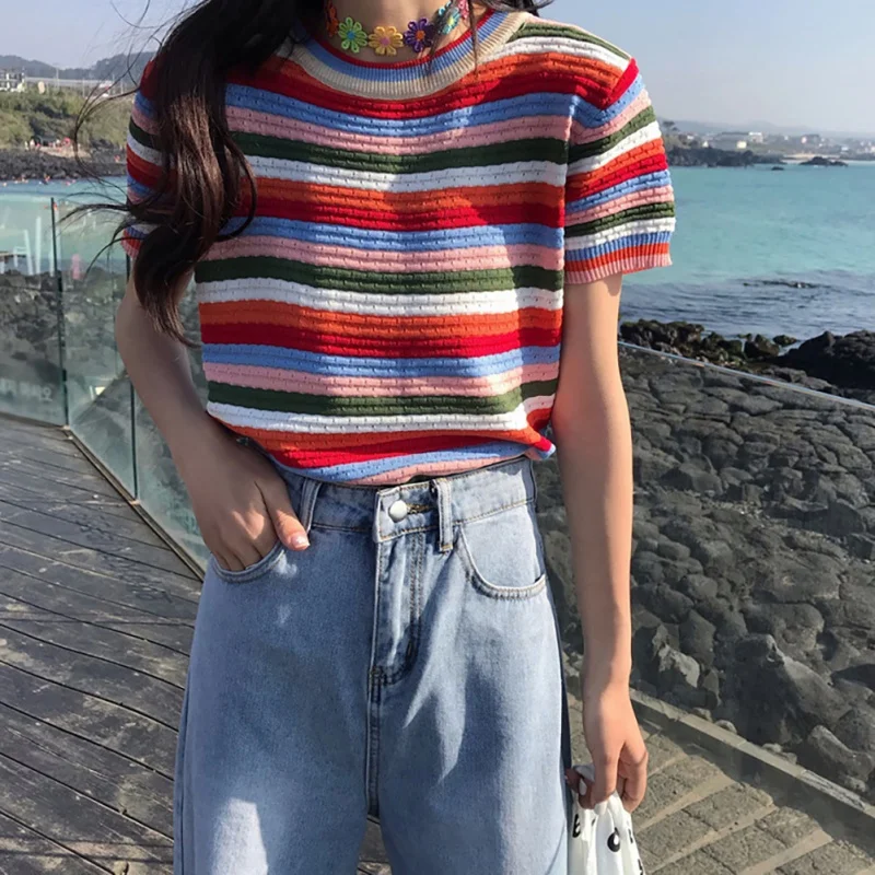 Women Vintage Rainbow Stripe Printed T-Shirts 2019 Summer Harajuku T Shirt Women Casual Short Sleeve O Neck Tee Tops Femme
Women Vintage Rainbow Stripe Printed T-Shirts 2019 Summer Harajuku T Shirt Women Casual Short Sleeve O Neck Tee Tops Femme