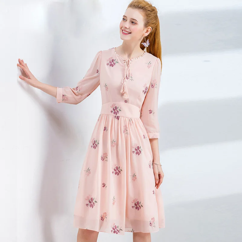 Only Plus Elegant Pink Chiffon Dresses For Women Casual Embroidery Party Dress Tassel 2019 Autumn Female Dress S-XXL
Only Plus Elegant Pink Chiffon Dresses For Women Casual Embroidery Party Dress Tassel 2019 Autumn Female Dress S-XXL