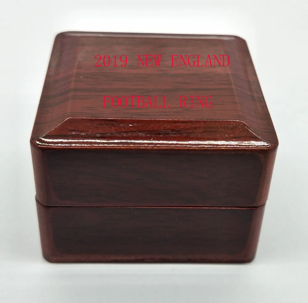 2019 new england football RING DISPLAY BOX Honor ring customization high school ring 
2019 new england football RING DISPLAY BOX Honor ring customization high school ring