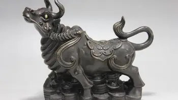 Chinese Zodiac Year Fengshui bronze copper Wealth Bull Oxen cow Statue Sculpture
Chinese Zodiac Year Fengshui bronze copper Wealth Bull Oxen cow Statue Sculpture
