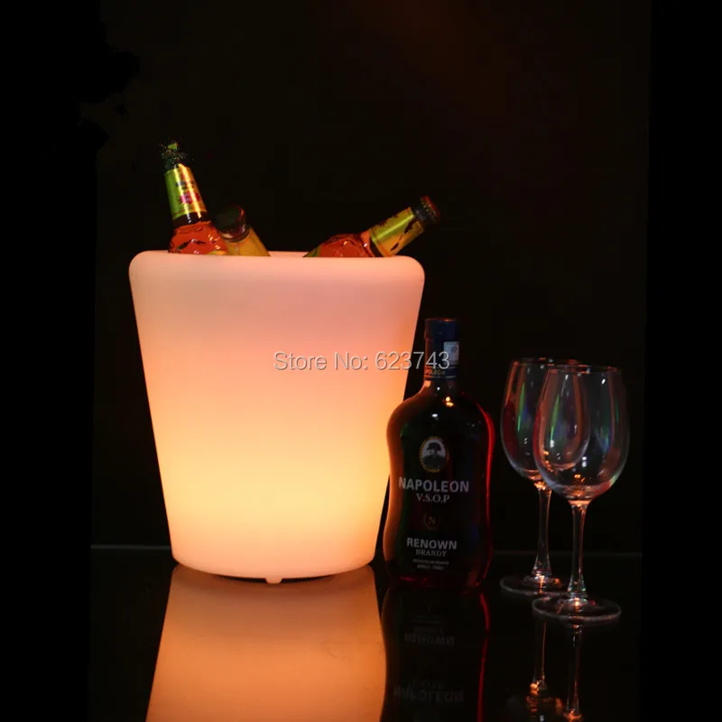 2PCS/LOT Waterproof IP65 illuminated multicolor LED Round S flower pot rechargeable LED glow Ice Bucket with remote control
2PCS/LOT Waterproof IP65 illuminated multicolor LED Round S flower pot rechargeable LED glow Ice Bucket with remote control