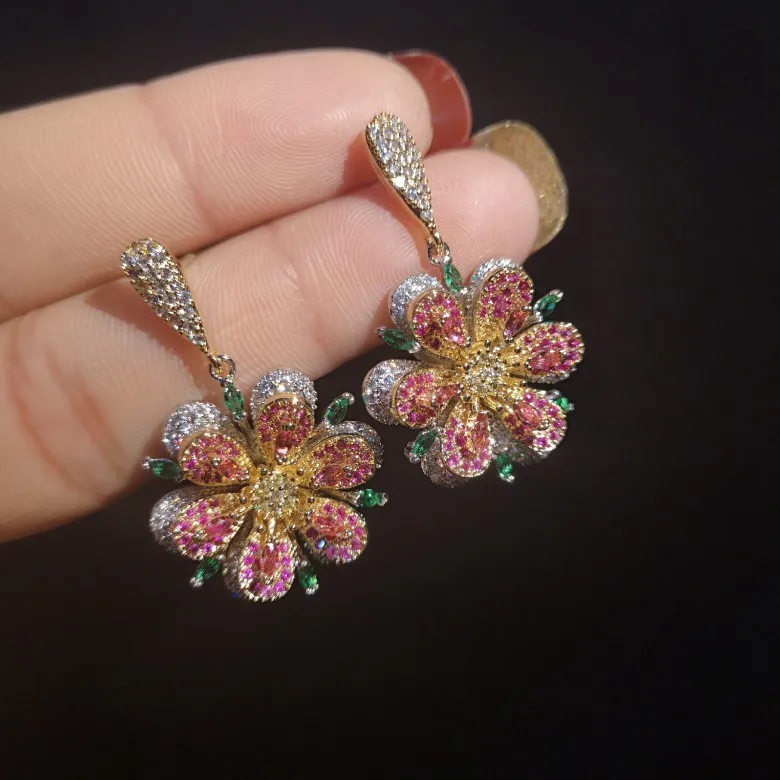 Luxury Female Big Crystal Flower Stud Earrings 925 Sterling Silver Wedding Earrings For Women 2019 Valnetine's Day Gift
Luxury Female Big Crystal Flower Stud Earrings 925 Sterling Silver Wedding Earrings For Women 2019 Valnetine's Day Gift