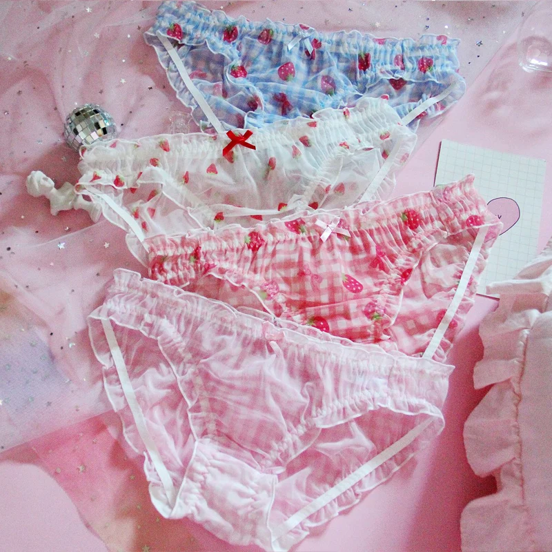 Japanese Sweet and Lovely Girl Heart Sexy Ultra-thin Mesh Yarn Lori Strawberry Chequered Low-waist Underwear GZ-K18
Japanese Sweet and Lovely Girl Heart Sexy Ultra-thin Mesh Yarn Lori Strawberry Chequered Low-waist Underwear GZ-K18