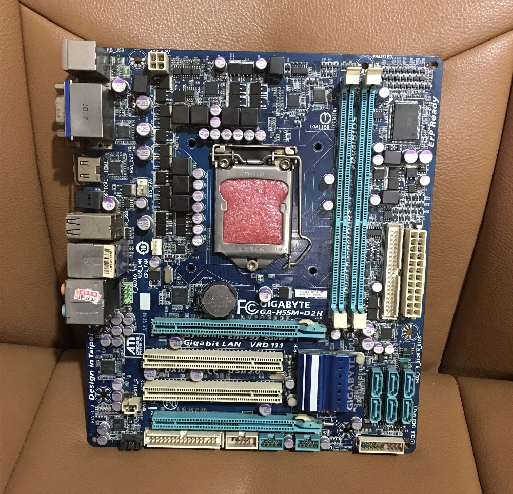 Gigabyte GA-H55M-D2H desktop motherboard DDR3 LGA 1156 H55M-D2H USB2.0 for i3 i5 i7 cpu H55 motherboard free shipping
Gigabyte GA-H55M-D2H desktop motherboard DDR3 LGA 1156 H55M-D2H USB2.0 for i3 i5 i7 cpu H55 motherboard free shipping