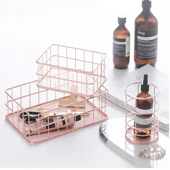Nordic Metal Wind Wrought Iron Rose Gold Storage Basket Stationery Basket Fruit Bowl Cosmetic Box Decorative Ornaments 
Nordic Metal Wind Wrought Iron Rose Gold Storage Basket Stationery Basket Fruit Bowl Cosmetic Box Decorative Ornaments