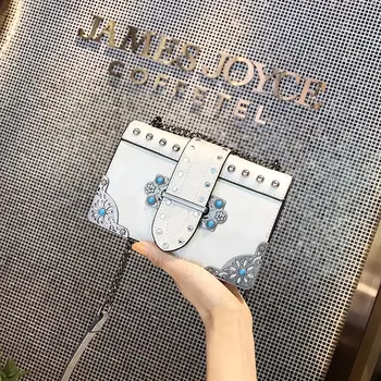 2020 New Young Girls Rivet Shoulder Satchel Bag Vintage Party Evening Clutch Purse Diamonds Women Messenger Shoulder Handbag
2020 New Young Girls Rivet Shoulder Satchel Bag Vintage Party Evening Clutch Purse Diamonds Women Messenger Shoulder Handbag