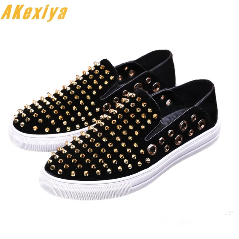 British Men's Trendsetter Gold Silver rivet punk Rock Trendy Casual Shoes loafers Male walking Dress moccasins zapatos hombre
British Men's Trendsetter Gold Silver rivet punk Rock Trendy Casual Shoes loafers Male walking Dress moccasins zapatos hombre