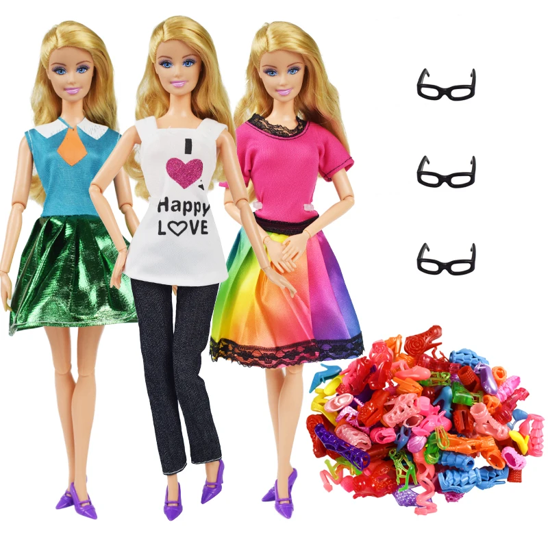 9 Item/Set Doll Accessories=3 Pcs Doll Clothes+ 3 Pcs Glasses + Random 3 Pairs Shoes for 12 Inch Doll Accessories Girl Toy Gifts
9 Item/Set Doll Accessories=3 Pcs Doll Clothes+ 3 Pcs Glasses + Random 3 Pairs Shoes for 12 Inch Doll Accessories Girl Toy Gifts