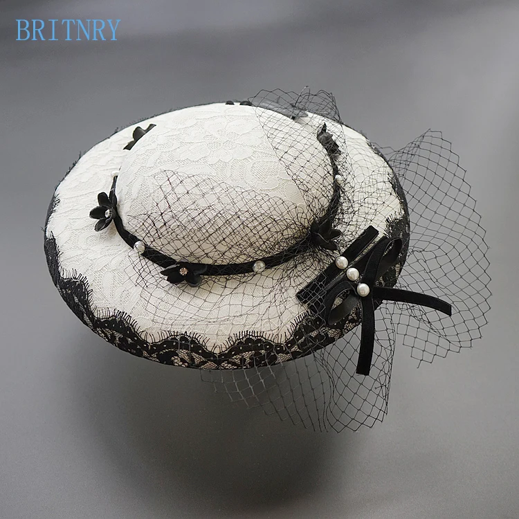 BRITNRY Handmade Bridal Hat Lace Flowers with Tulle Vintage Fascinator Hats Wedding Evening Party Wedding Accessories
BRITNRY Handmade Bridal Hat Lace Flowers with Tulle Vintage Fascinator Hats Wedding Evening Party Wedding Accessories