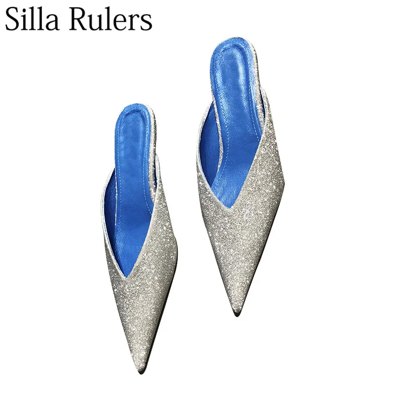 Silla Rulers Sexy Pointed Toe Ladies Silver Slippers Thin Heels V Word Mouth Women's Half Slippers Leather Outside Mules Women
Silla Rulers Sexy Pointed Toe Ladies Silver Slippers Thin Heels V Word Mouth Women's Half Slippers Leather Outside Mules Women