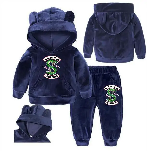 Hot Children's clothing gold velvet suit South Side Serpents hoodie baby boy girl fashion hoodie + pants 2 sets 1-8 years old
Hot Children's clothing gold velvet suit South Side Serpents hoodie baby boy girl fashion hoodie + pants 2 sets 1-8 years old