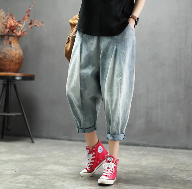 BUYKUD Women`s Vintage Harem Jeans Washed Bleached Loose Fit Hip Hop Ankle Length Denim Pants Trousers For Women Girls
BUYKUD Women`s Vintage Harem Jeans Washed Bleached Loose Fit Hip Hop Ankle Length Denim Pants Trousers For Women Girls
