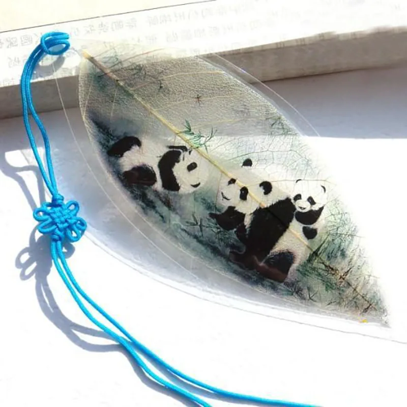 2017 Kawaii Panda Leaf Vein Bookmark For Children Sichuan Chengdu Travel Souvenir Gift 2 Pieces Handmade Book Mark With Tassel
2017 Kawaii Panda Leaf Vein Bookmark For Children Sichuan Chengdu Travel Souvenir Gift 2 Pieces Handmade Book Mark With Tassel