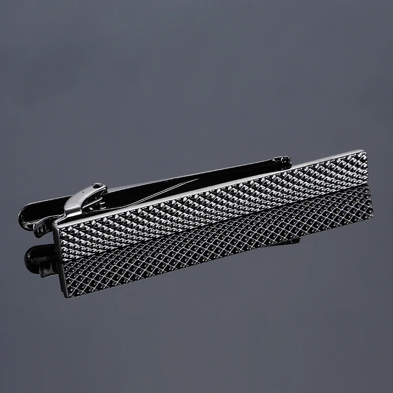 Black Hand engraving Tie Pin Tie Clip Personalize Gift Pin Clasp Tie Bar Fashion stripes Classic Tie Clip For Business Suit
Black Hand engraving Tie Pin Tie Clip Personalize Gift Pin Clasp Tie Bar Fashion stripes Classic Tie Clip For Business Suit