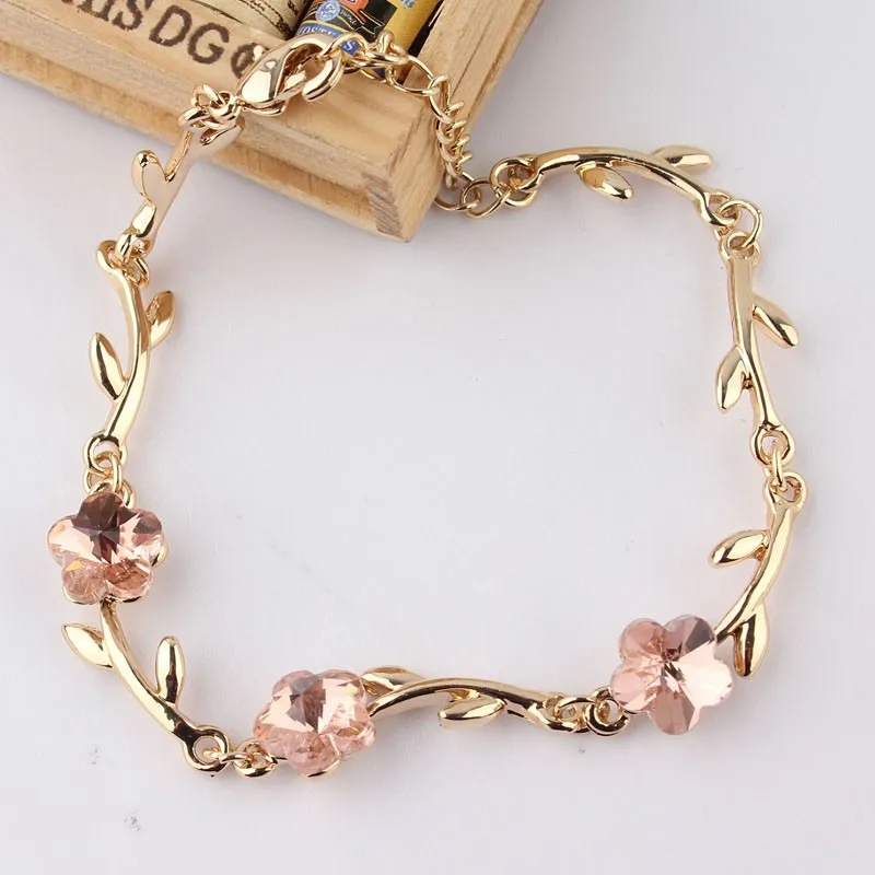 Elegant Gold Color Branch Chain Bracelets for Women Champagne Crystal Flower Plum Charms Bracelets Bangles Wedding Party Jewelry
Elegant Gold Color Branch Chain Bracelets for Women Champagne Crystal Flower Plum Charms Bracelets Bangles Wedding Party Jewelry