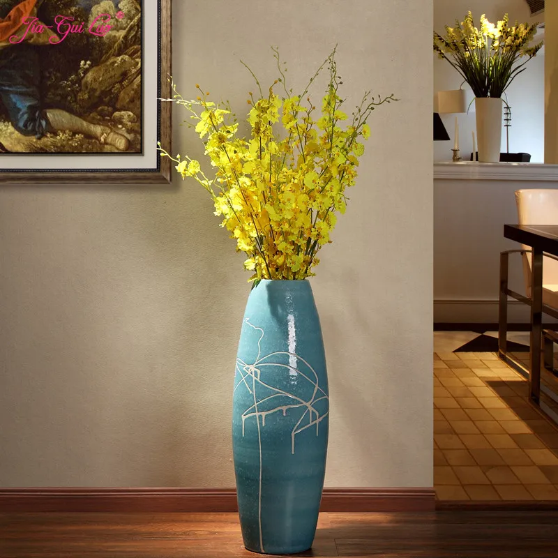 Jingdezhen ceramic living room floor large vase European minimalist modern dried flower arrangement home decoration ornam
Jingdezhen ceramic living room floor large vase European minimalist modern dried flower arrangement home decoration ornam