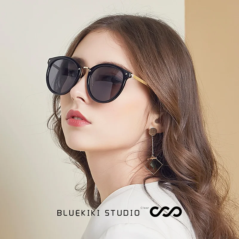 KIKI 2019 Polarized Women Sunglasses Fashion Female Large Round Frame Brand Designer Retro Cat Eye Sun Glasses Woman Eyewear
KIKI 2019 Polarized Women Sunglasses Fashion Female Large Round Frame Brand Designer Retro Cat Eye Sun Glasses Woman Eyewear