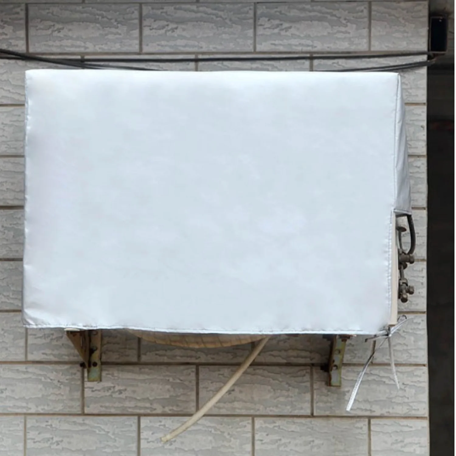 86x32x56cm Waterproof Anti-UV Dustproof Outdoor Air Conditioning Conditioner Protective Cover for Home Office
86x32x56cm Waterproof Anti-UV Dustproof Outdoor Air Conditioning Conditioner Protective Cover for Home Office