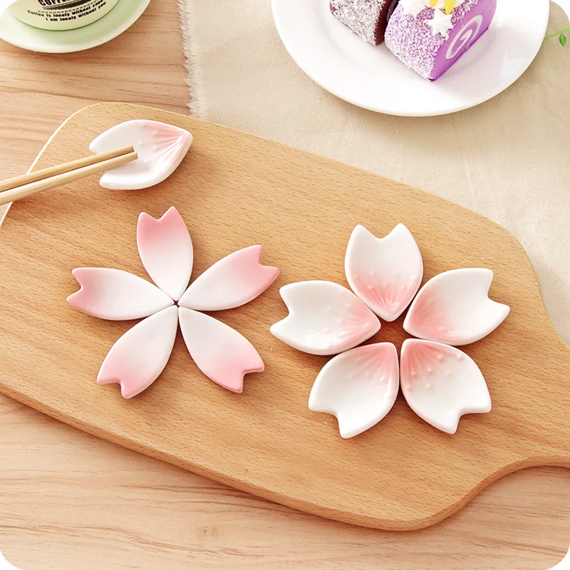 4pcs-5pcs/set ceramic chopstick holder Flower petals design Fork Spoon stand rest Chopstick Rack Tableware Kitchen utensils
4pcs-5pcs/set ceramic chopstick holder Flower petals design Fork Spoon stand rest Chopstick Rack Tableware Kitchen utensils