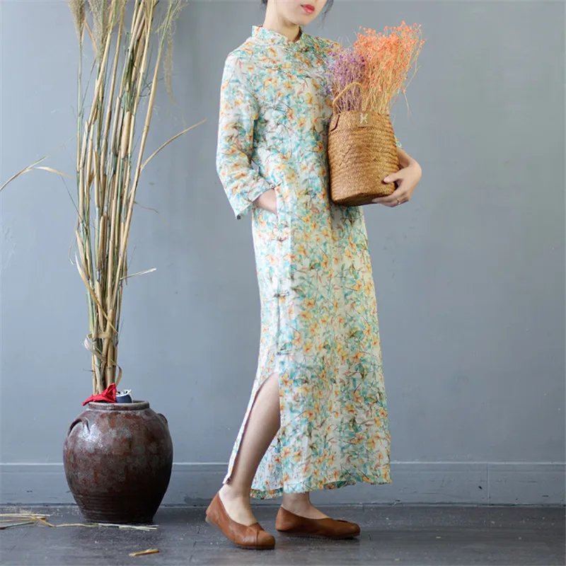 SCUWLINEN 2019 Spring Summer Dress Women Vintage Floral Print Plate Buttons Long Ramie Dress Elegant Improved Cheongsam S578
SCUWLINEN 2019 Spring Summer Dress Women Vintage Floral Print Plate Buttons Long Ramie Dress Elegant Improved Cheongsam S578