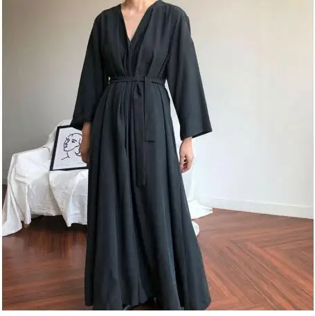 Women Korean Autumn Long Shirt Dress Sexy V-neck Full Sleeves Vestido with Belt Vintage Plus Size Robe Femme Elegant Longue
Women Korean Autumn Long Shirt Dress Sexy V-neck Full Sleeves Vestido with Belt Vintage Plus Size Robe Femme Elegant Longue