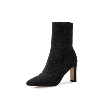 Vogue of new fund of 2018 autumn/winter thick with high with pointed canister boots woman of 40 - size 42, 18917
Vogue of new fund of 2018 autumn/winter thick with high with pointed canister boots woman of 40 - size 42, 18917