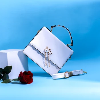 Bags for women handbag designer fashion wild small square bag temperament Korean version of the shoulder diagonal organ bag
Bags for women handbag designer fashion wild small square bag temperament Korean version of the shoulder diagonal organ bag