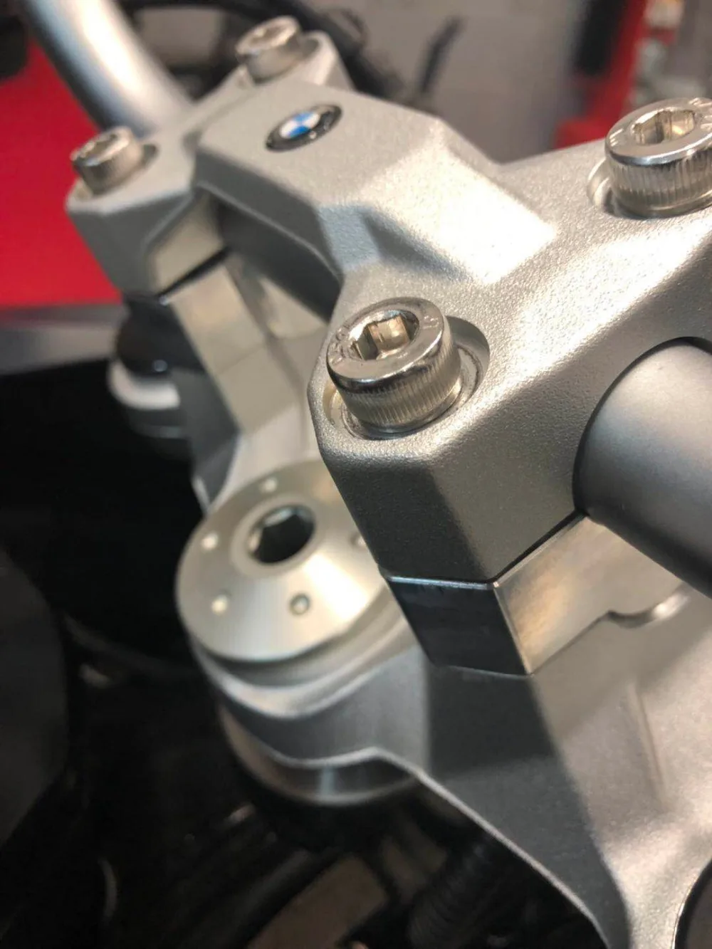 Motorcycle Handlebar Riser 30mm For BMW F750GS 2018 CNC Aluminum Alloy Height up Adapters Handle Clamp For 22mm Handle Bar
Motorcycle Handlebar Riser 30mm For BMW F750GS 2018 CNC Aluminum Alloy Height up Adapters Handle Clamp For 22mm Handle Bar