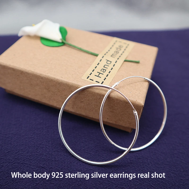 Large Size Medium Size 925 Sterling Silver Big Hoop Earrings For Women Simple Silver-plated Round Circle Earrings Hoops Earings
Large Size Medium Size 925 Sterling Silver Big Hoop Earrings For Women Simple Silver-plated Round Circle Earrings Hoops Earings